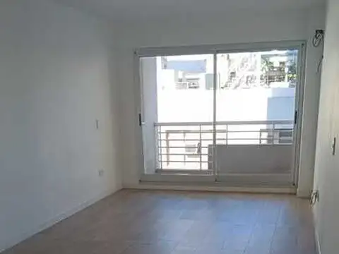 Departamento en Venta en Flores, USD 65.000