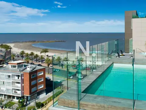 Venta Apartamento de 3 dormitorios Frente al Mar en Malvín, Proyecto Torre Arenas!
