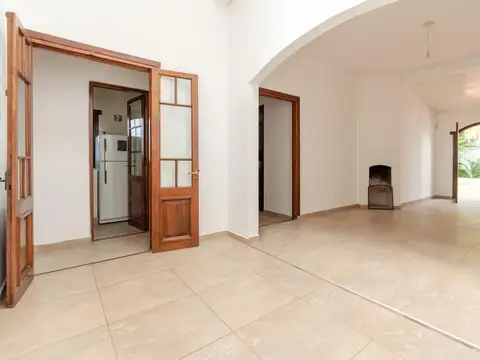 Depto Tipo Casa en Venta al Este