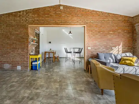 Casa en Venta con 1 cochera
