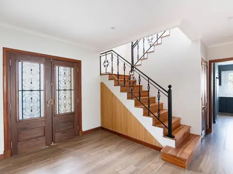 Casa 4 ambientes con 4 baños