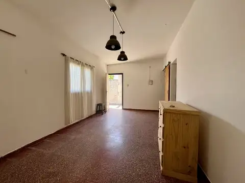 Unquillo y Av Paisandú