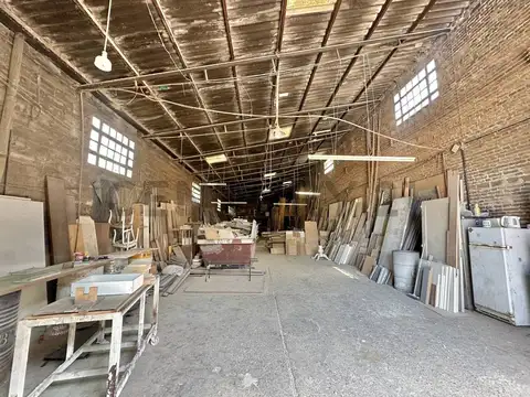 Galpon en Venta 46,88  mts Fondo