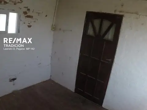 Casa 5 ambientes con 2 baños