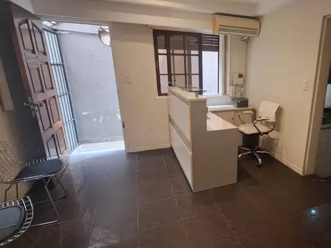 2 PHS COMPUESTO DE GALPON CON BAÑOS Y OFICINAS O VIVIENDA CON PATIO Y 1 DE ELLAS CON TERRAZA.REF.901