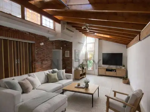 PH EN VENTA 4 AMBIENTES, PATIO Y TERRAZA SIN EXPENSAS VILLA LUZURIAGA