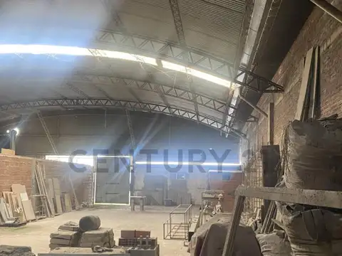 Galpon en Alquiler 10  mts Frente