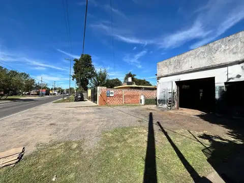 Lote Estratégico 1300m² C/ Galpones y Vivienda sobre Camino Belgrano  409 y 411