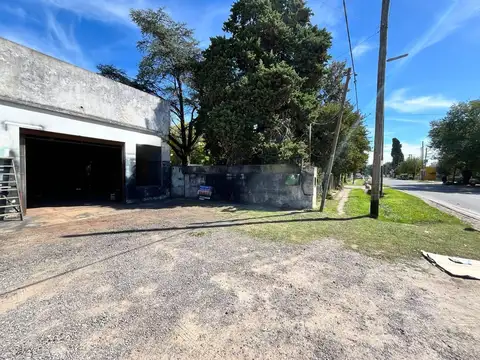 ¡Ideal Inversores! Lote 1300m² con Galpones y Casa sobre C. Belgrano 409 y 411 Villa Elisa