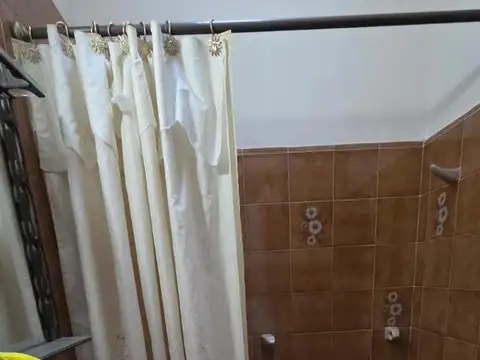 Depto Tipo Casa 2 ambientes con 1 baño