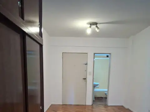 Av Santa Fe 4900, Piso 7