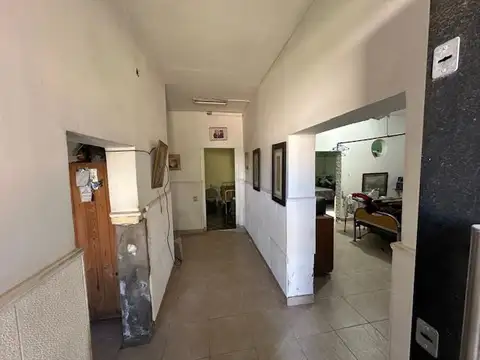 Concejal Pedro Gomez  al 2300