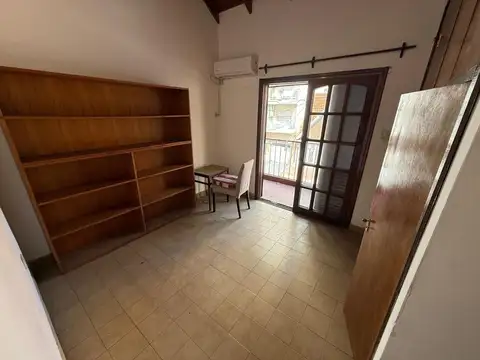 Depto Tipo Casa en Alquiler 45 años