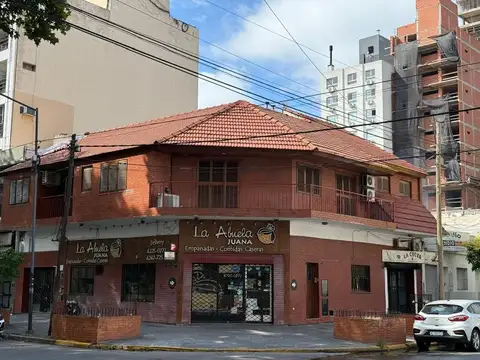 PH tipo casa APTO PROFESIONAL - Lanús Oeste.