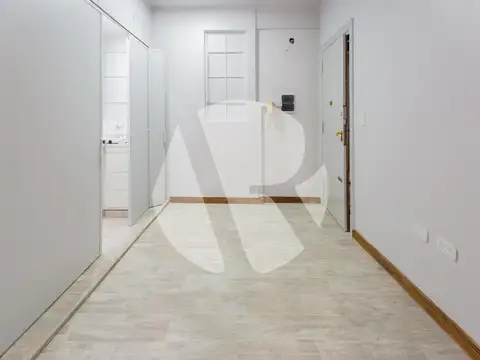 Oficina en Alquiler 50 años