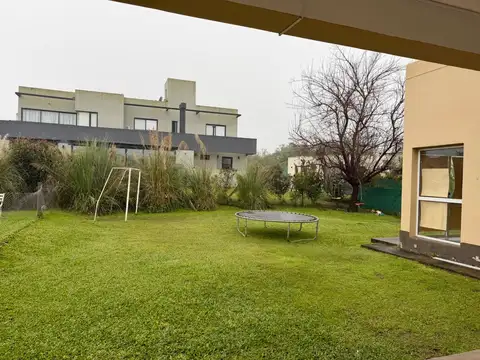 Casa en Alquiler Ianua Caeli