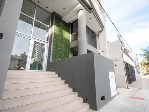 Piso de 3 dormitorios + cochera en B° Candioti.