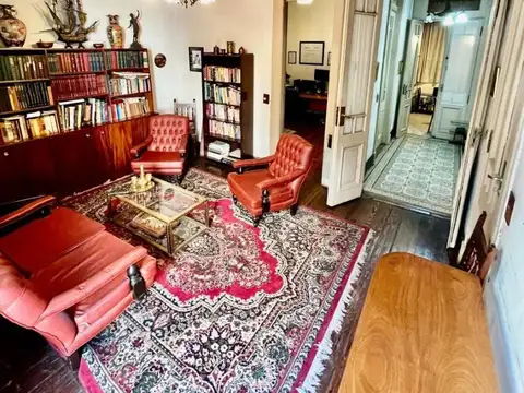 VENTA PISO 6 AMBIENTES CON PATIO Y BALCONES EN SAN NICOLAS