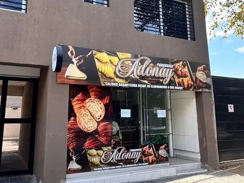 Local Comercial en Alquiler – Calle Rioja – Ciudad de Mendoza