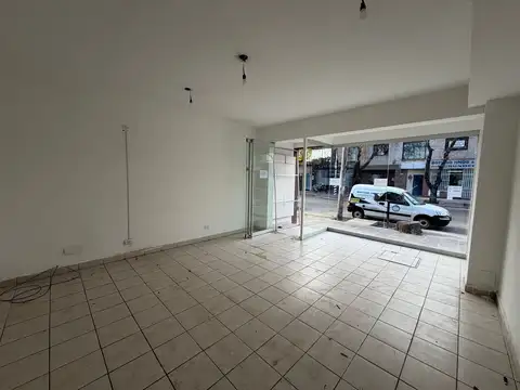 Local en Alquiler en Mendoza, $ 490.000