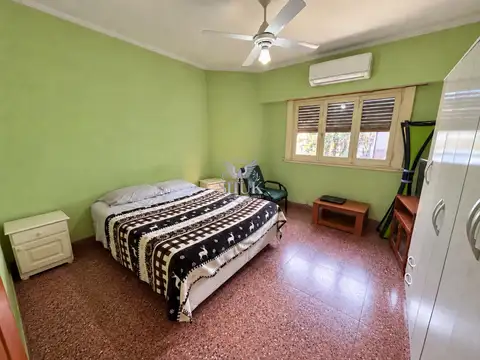 Depto Tipo Casa en Venta 40 años