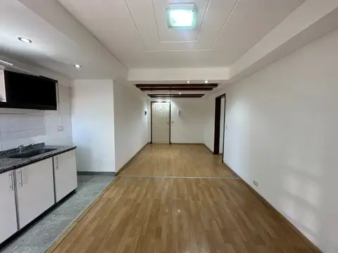 Departamento en Alquiler en Bernal Oeste, $ 525.000