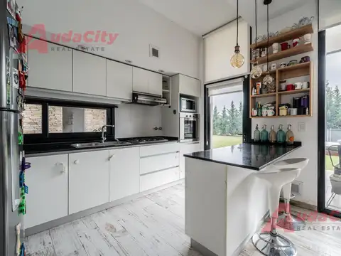 Casa en Venta en Luján, USD 190.000