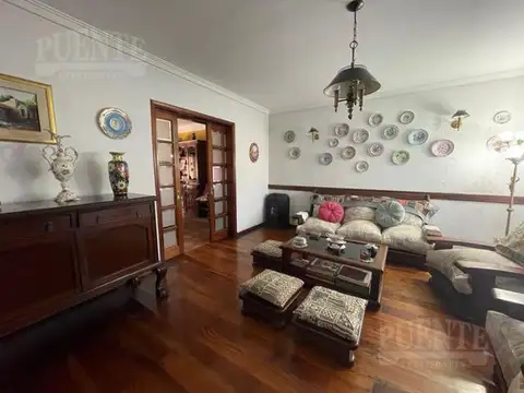 Casa en Venta en Lomas De Zamora, USD 315.000