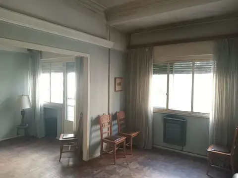 Monseñor Piaggio 100, Piso 1