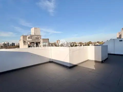 Departamento 3 ambientes con amplia terraza