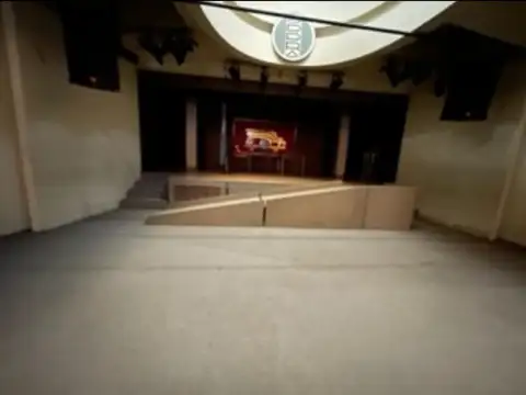 ÚNICO INMUEBLE DE 2.642 m2 EN ZONA COMERCIAL EN EL CORAZON DE MONSERRAT