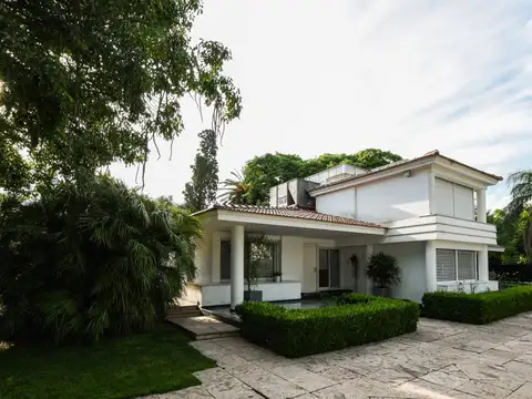 Bv. Urquiza 300