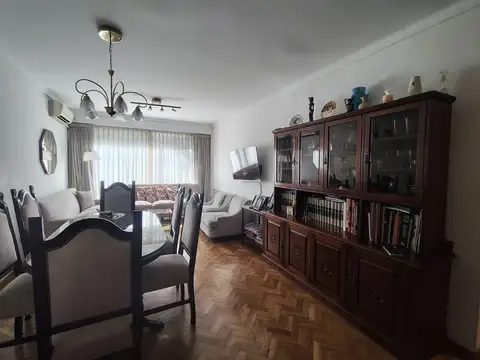 Departamento 4 ambientes con 3 baños