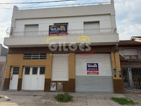 Alquiler de Galpón/Local de 300M²  en Ramos Mejia  en Buen Estado