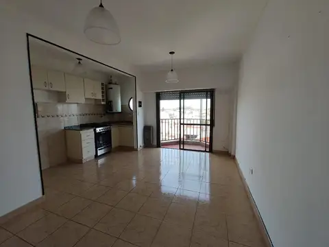 Departamento en ALQUILER de DOS ambientes con COCHERA - Wilde