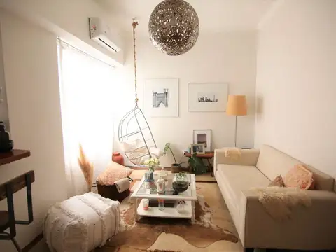 VUELTA DE OBLIGADO 1500, Piso 1