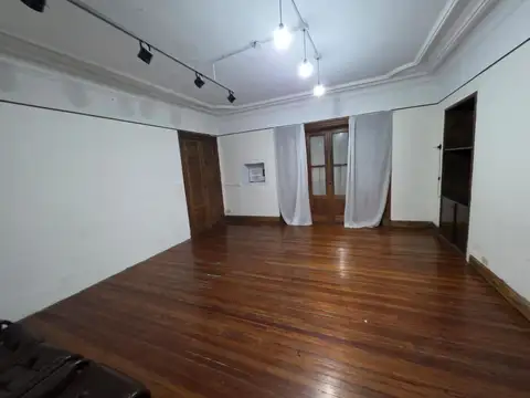 Oficina en Alquiler en Microcentro