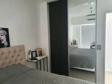 HERMOSO DEPARTAMENTO DE DOS AMBIENTES AL FRENTE CON RENTA