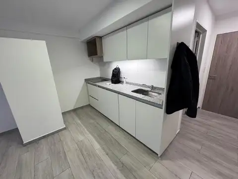 Departamento en Alquiler en Monserrat, $ 600.000