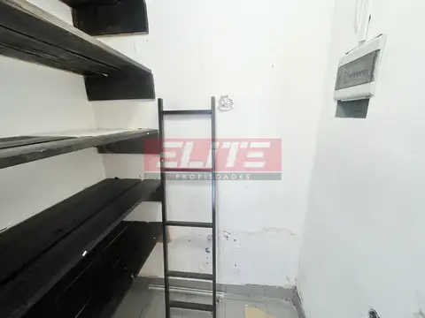 Local en Alquiler en Villa Urquiza, $ 2.000.000