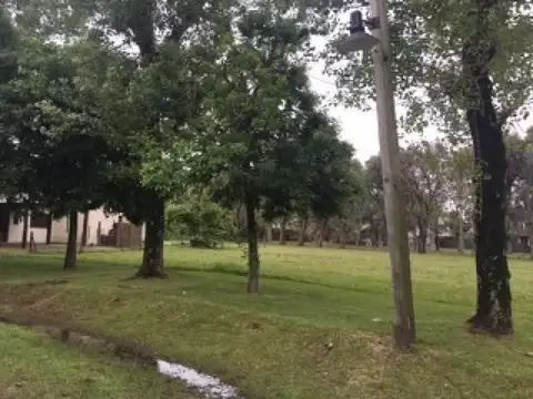 Lote de 1219 m2 en Venta en barrio Campo Grande Pilar