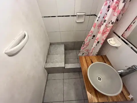 Depto Tipo Casa en Venta con 1 cocheras