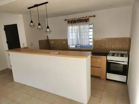 Depto Tipo Casa en Venta en Banfield, USD 70.000