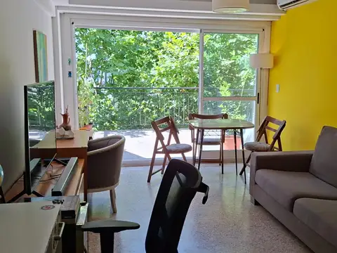 Departamento en Venta en Chacarita, USD 159.000