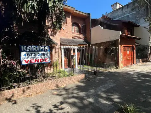 VERSALLES. Lascano 6300