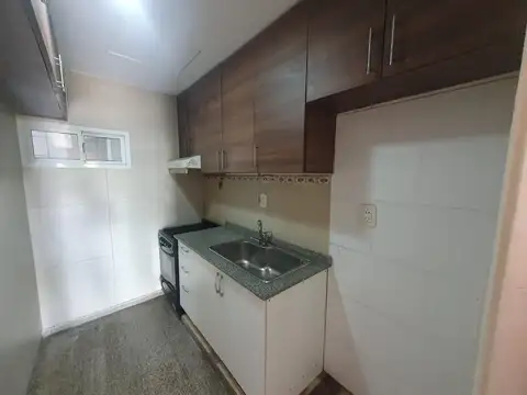 EXCELENTE DEPARTAMENTO CÉNTRICO DE 2 DORMITORIOS