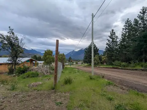 Lote 600 m² nivelado y cercado, vistas a Cerros
