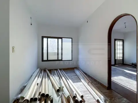 Depto Tipo Casa 4 ambientes con 2 baños