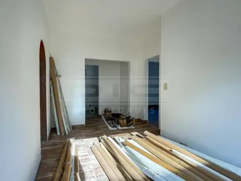 Depto Tipo Casa en Venta con 1 cocheras