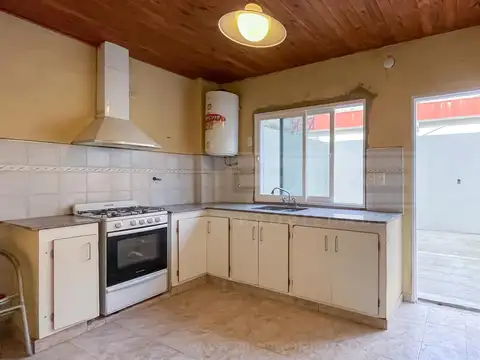 Depto Tipo Casa en Venta en Carapachay, USD 145.000